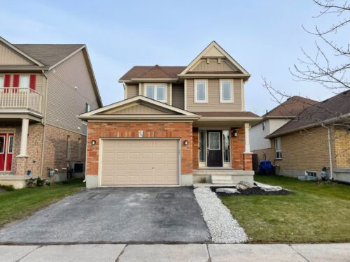 313 Holden St, Collingwood, ON L9Y 0E3