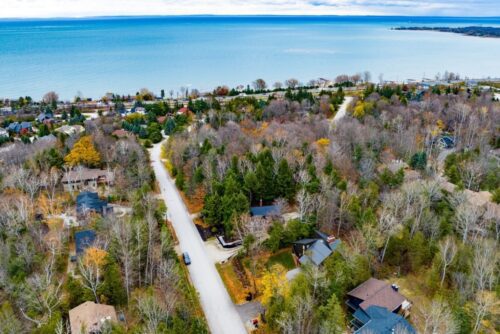 141 Chamonix Cres, The Blue Mountains, ON L9Y 0S7, Canada - Collingwood Real Estate Market