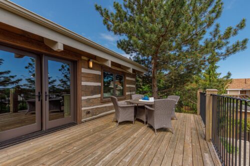 116 Lakeshore Rd E, The Blue Mountains, ON L9Y 0N2