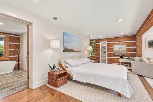 116 Lakeshore Rd E, The Blue Mountains, ON L9Y 0N2