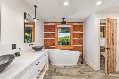 116 Lakeshore Rd E, The Blue Mountains, ON L9Y 0N2