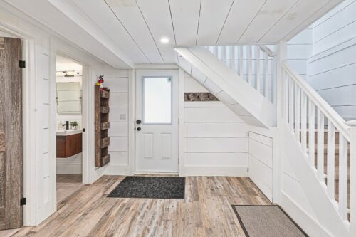 116 Lakeshore Rd E, The Blue Mountains, ON L9Y 0N2