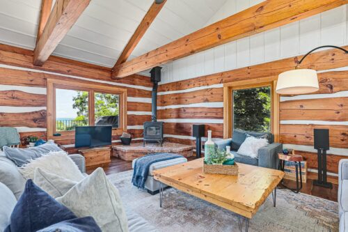 116 Lakeshore Rd E, The Blue Mountains, ON L9Y 0N2