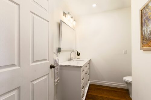 9840 Beachwood Rd, Collingwood, ON L9Y 3Z1