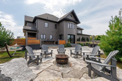 4 Meadowlark Way, Collingwood, ON L9Y 0K1