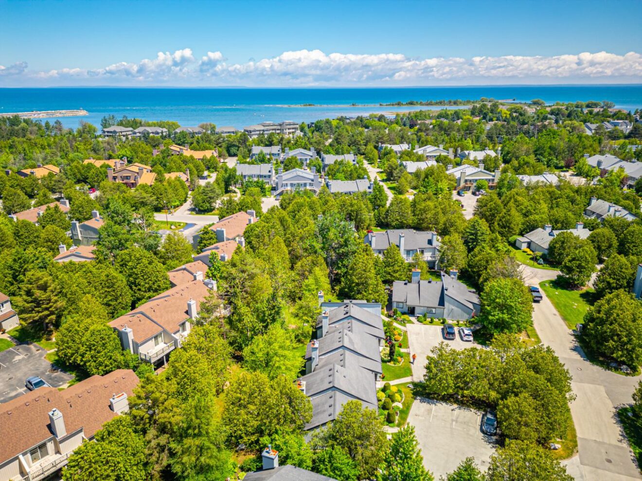 Cranberry Neighbourhood in Collingwood, Ontario - Retirement Area - with views of Georgian Bay