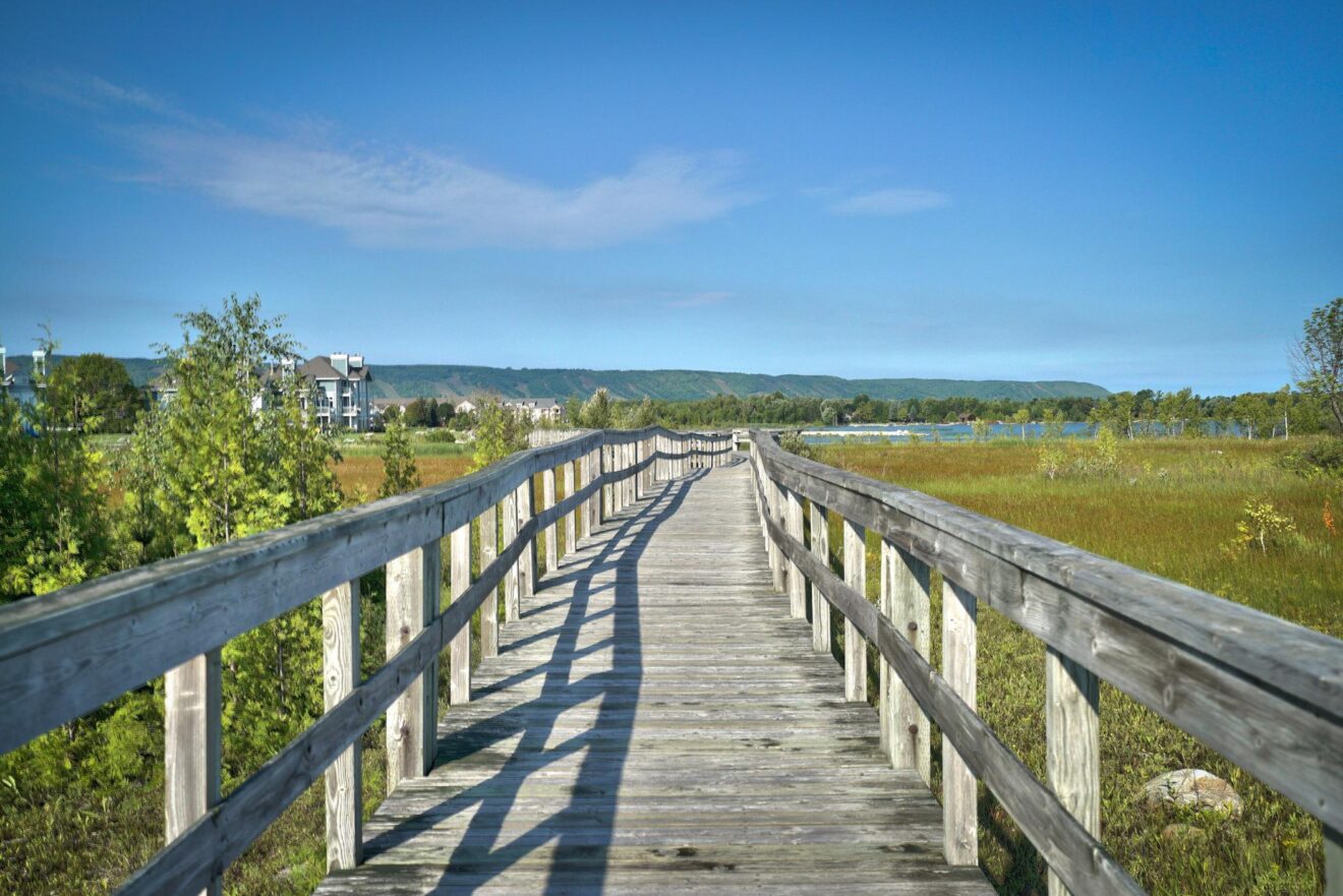 Lighthouse Point Walking Paths - Collingwood Ontario