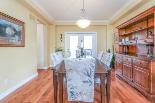 82 Stanley St, Collingwood, ON L9Y 0G7, Canada