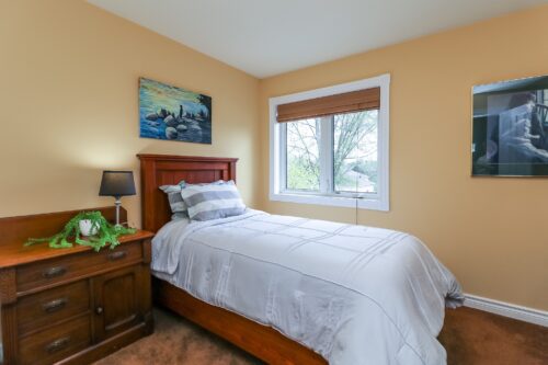 82 Stanley St, Collingwood, ON L9Y 0G7, Canada