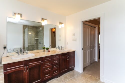 82 Stanley St, Collingwood, ON L9Y 0G7, Canada