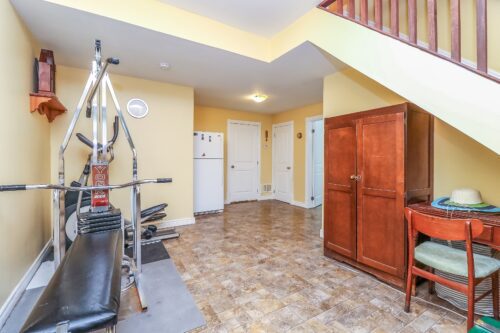 82 Stanley St, Collingwood, ON L9Y 0G7, Canada