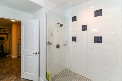 82 Stanley St, Collingwood, ON L9Y 0G7, Canada