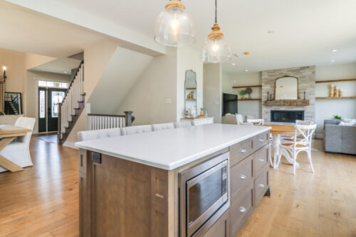 FOR SALE - 7 Portland St, Collingwood, ON L9Y 2L3, Canada - Keleher + Co.