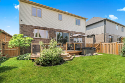 FOR SALE - 7 Portland St, Collingwood, ON L9Y 2L3, Canada - Keleher + Co.