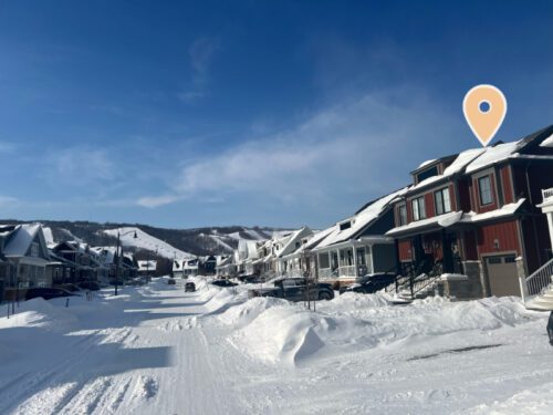 130 Courtland Street, The Blue Mountains exterior and ski hills