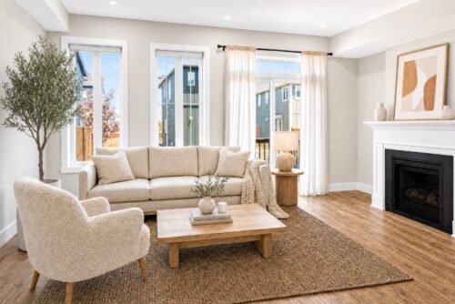 130 Courtland Street, The Blue Mountains, living room - Keleher + Co. Real Estate For Sale