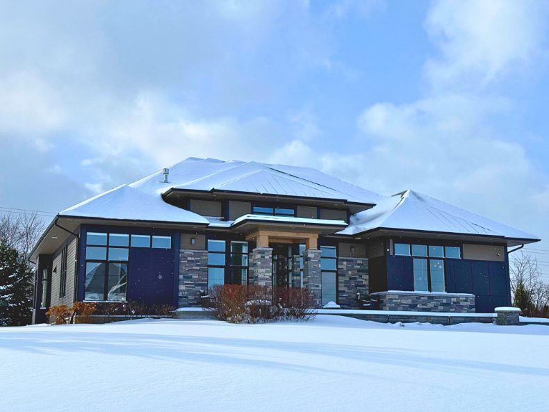 1 Windrose Valley Boulevard Winter Exteriors, The Blue Mountains