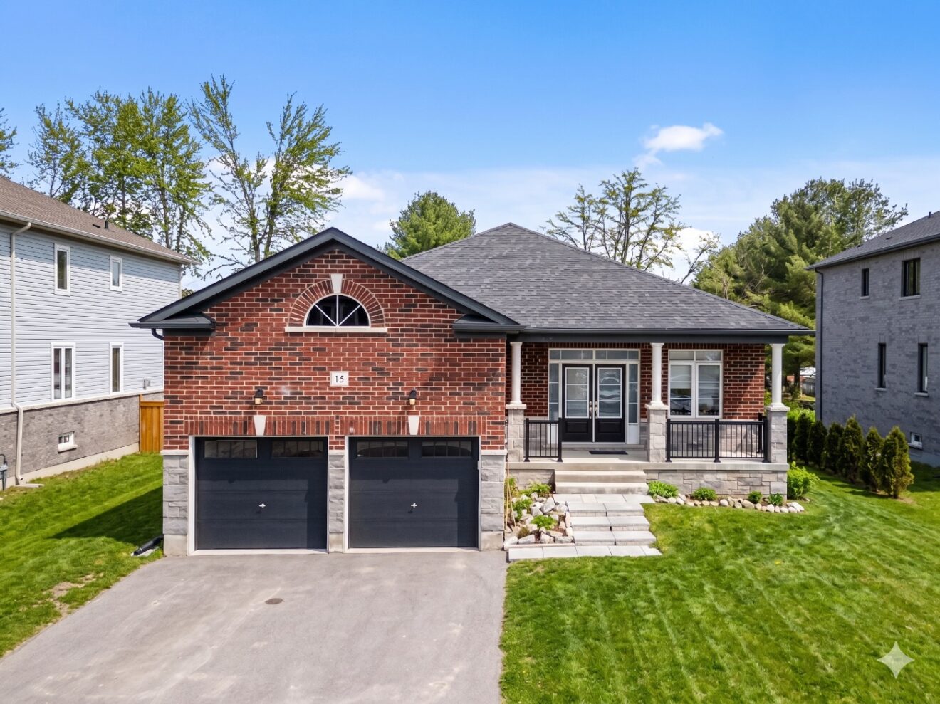 15 Emerald Street, Wasaga Beach