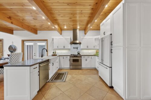 Kitchen - 53 BROADVIEW STREET Collingwood, Ontario L9Y0X2