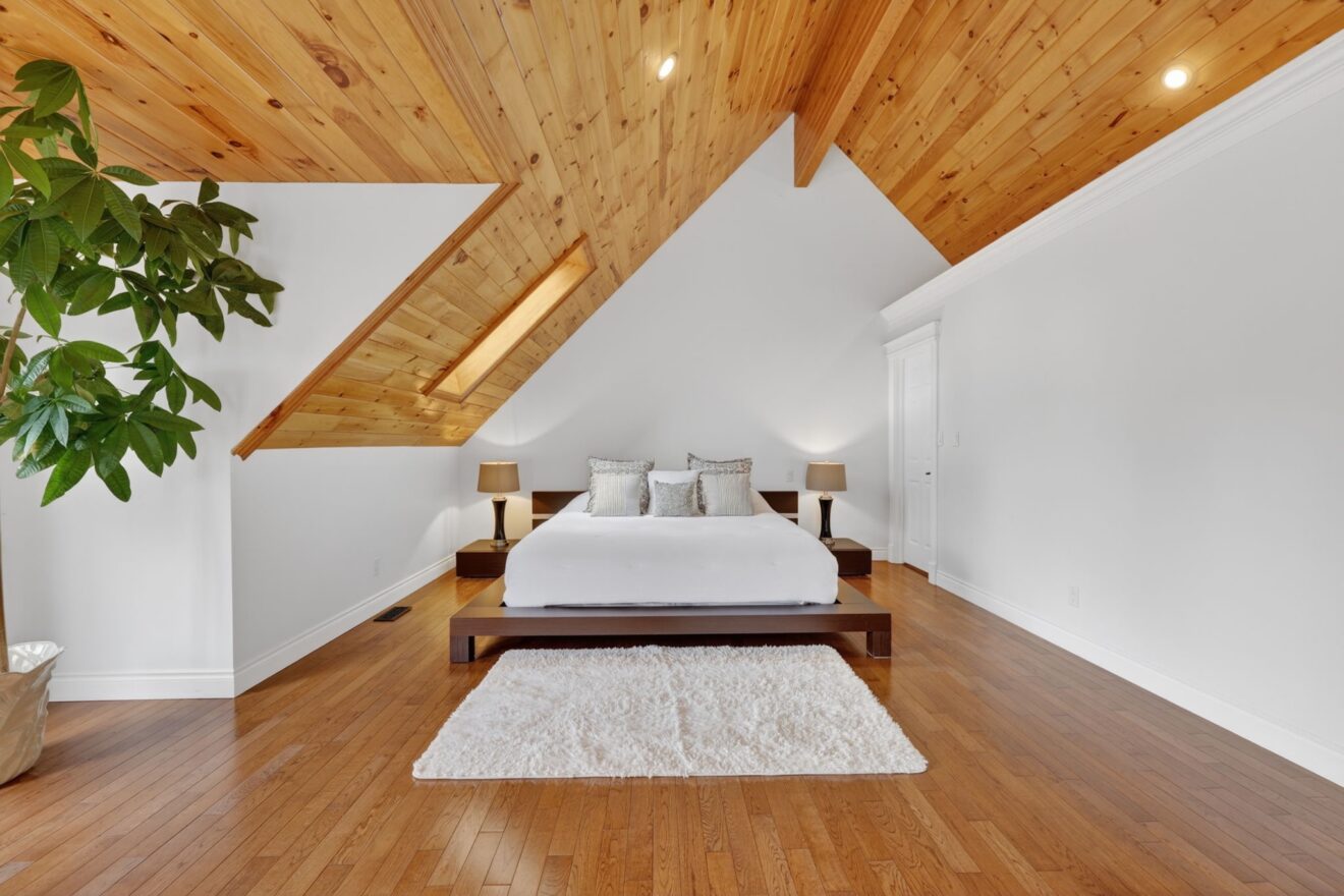 Primary Bedroom Loft - 53 BROADVIEW STREET Collingwood, Ontario L9Y0X2