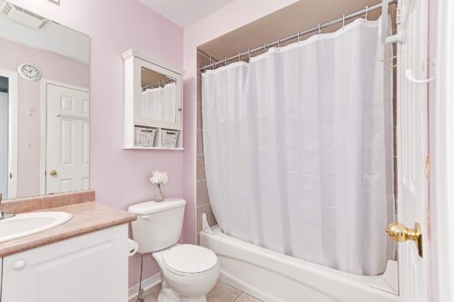 9 Royalton Lane Collingwood, ON L9Y 5K4 - bathroom