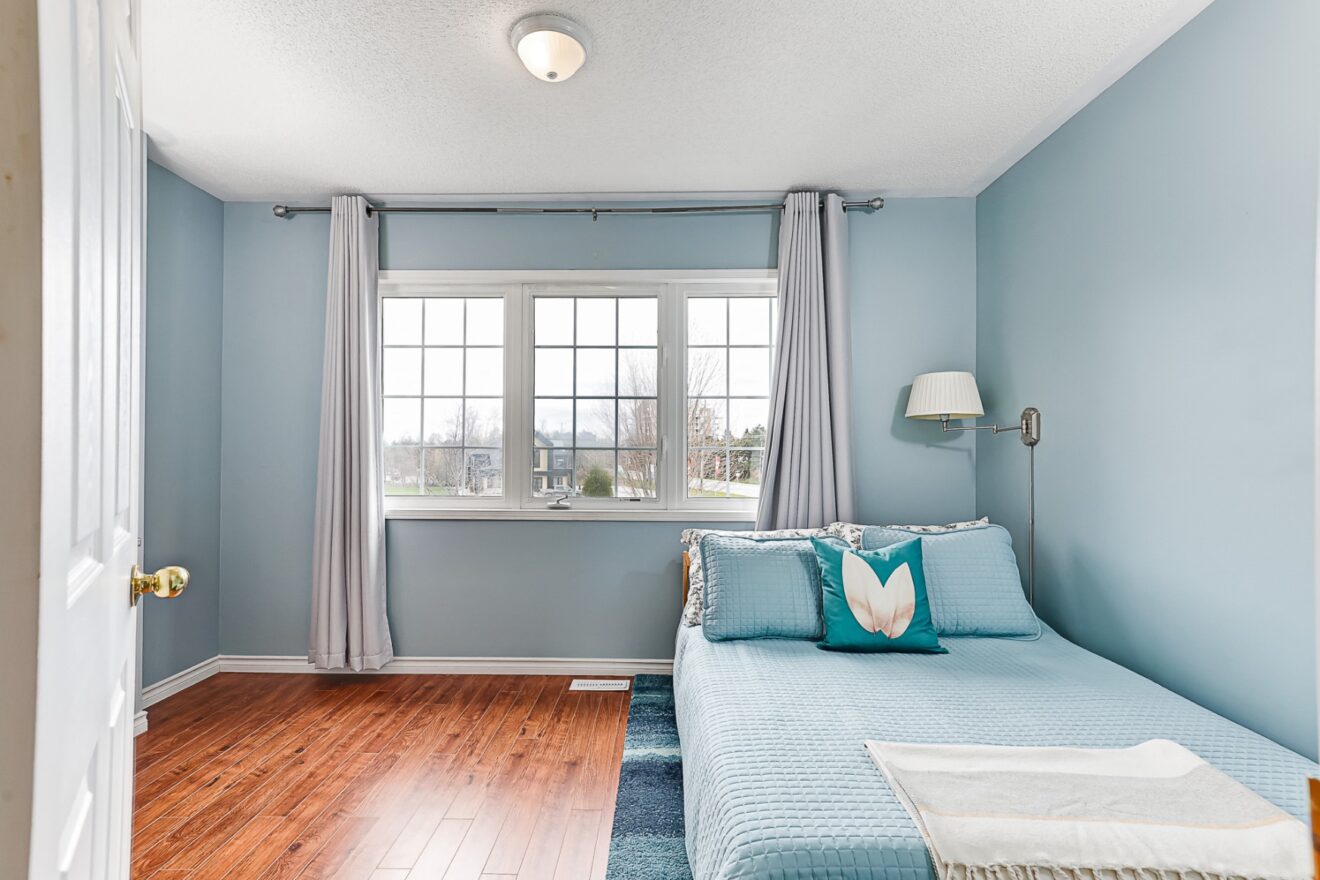 9 Royalton Lane Collingwood, ON L9Y 5K4 - bedroom