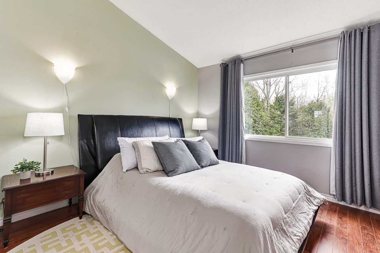 9 Royalton Lane Collingwood, ON L9Y 5K4 - bedroom
