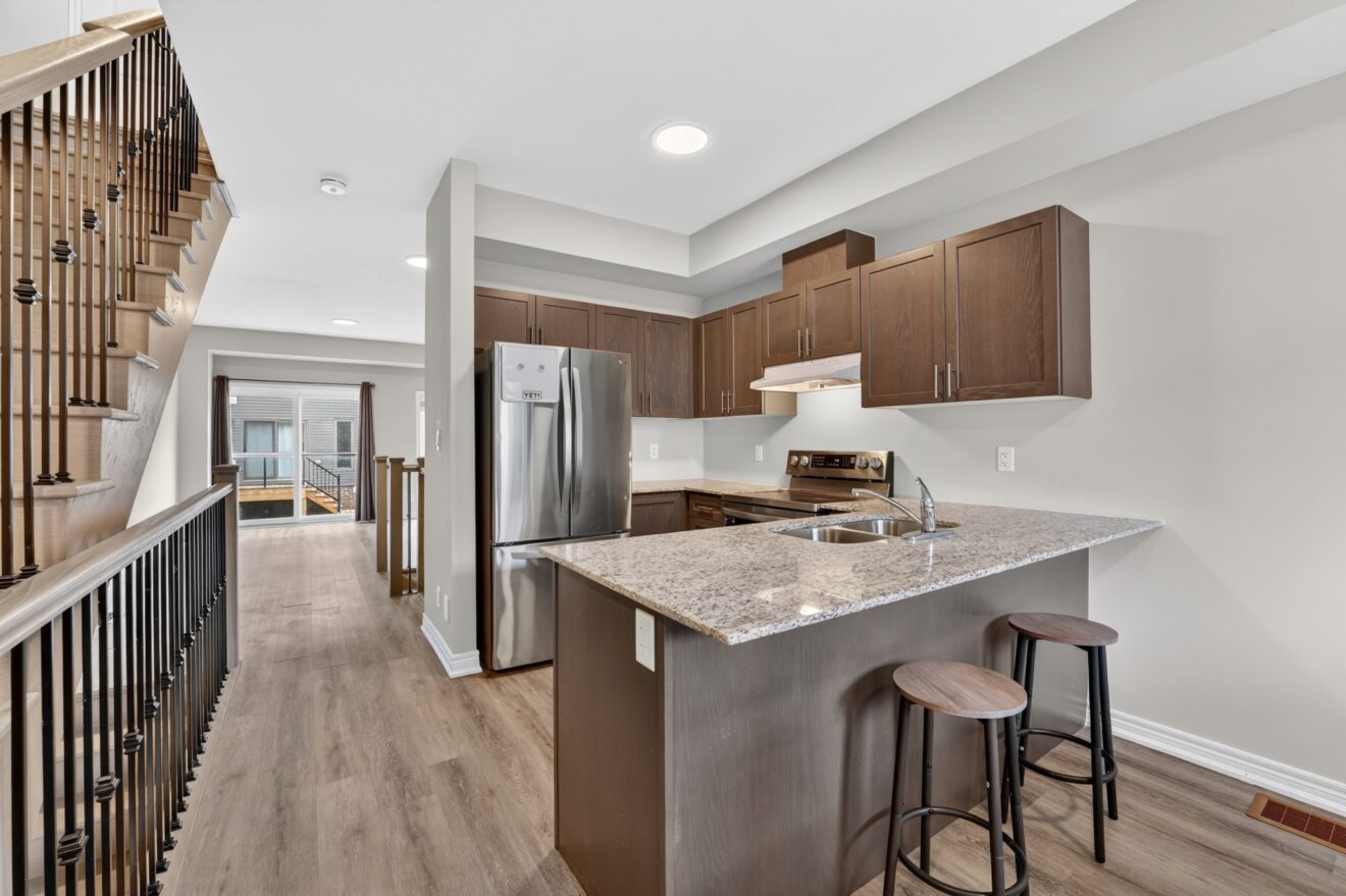 45 Winter Crescent, Collingwood, ON, Keleher + Co. Real Estate - Kitchen