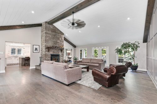 Blue Mountains, ON - Keleher + Co. Real Estate For Sale - Living room