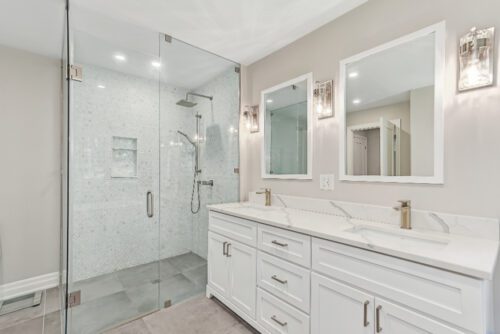 Blue Mountains, ON - Keleher + Co. Real Estate For Sale - Primary bathroom