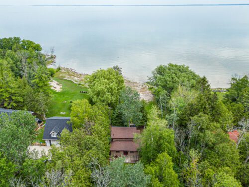 35 Georgian Manor Drive Collingwood, ON L9Y 5P2
