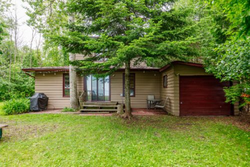 35 Georgian Manor Drive Collingwood, ON L9Y 5P2