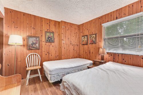 35 Georgian Manor Drive Collingwood, ON L9Y 5P2