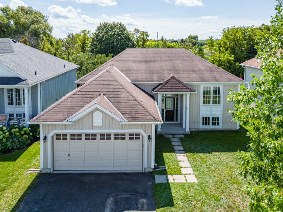 252 Spruce Street Clearview, ON L0M 1S0, Keleher + Co. Real Estate For Sale - Exterior