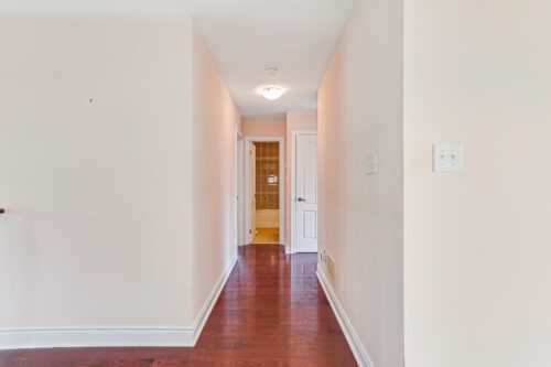 252 Spruce Street Clearview, ON L0M 1S0, Keleher + Co. Real Estate For Sale - Hallway