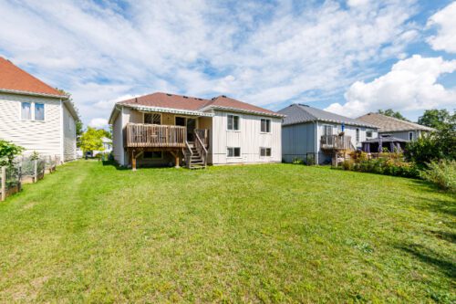 252 Spruce Street 252 Spruce Street Clearview, ON L0M 1S0, Keleher + Co. Real Estate For Sale - Exterior yard