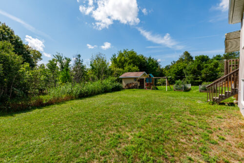 252 Spruce Street Clearview, ON L0M 1S0, Keleher + Co. Real Estate For Sale - Exterior yard